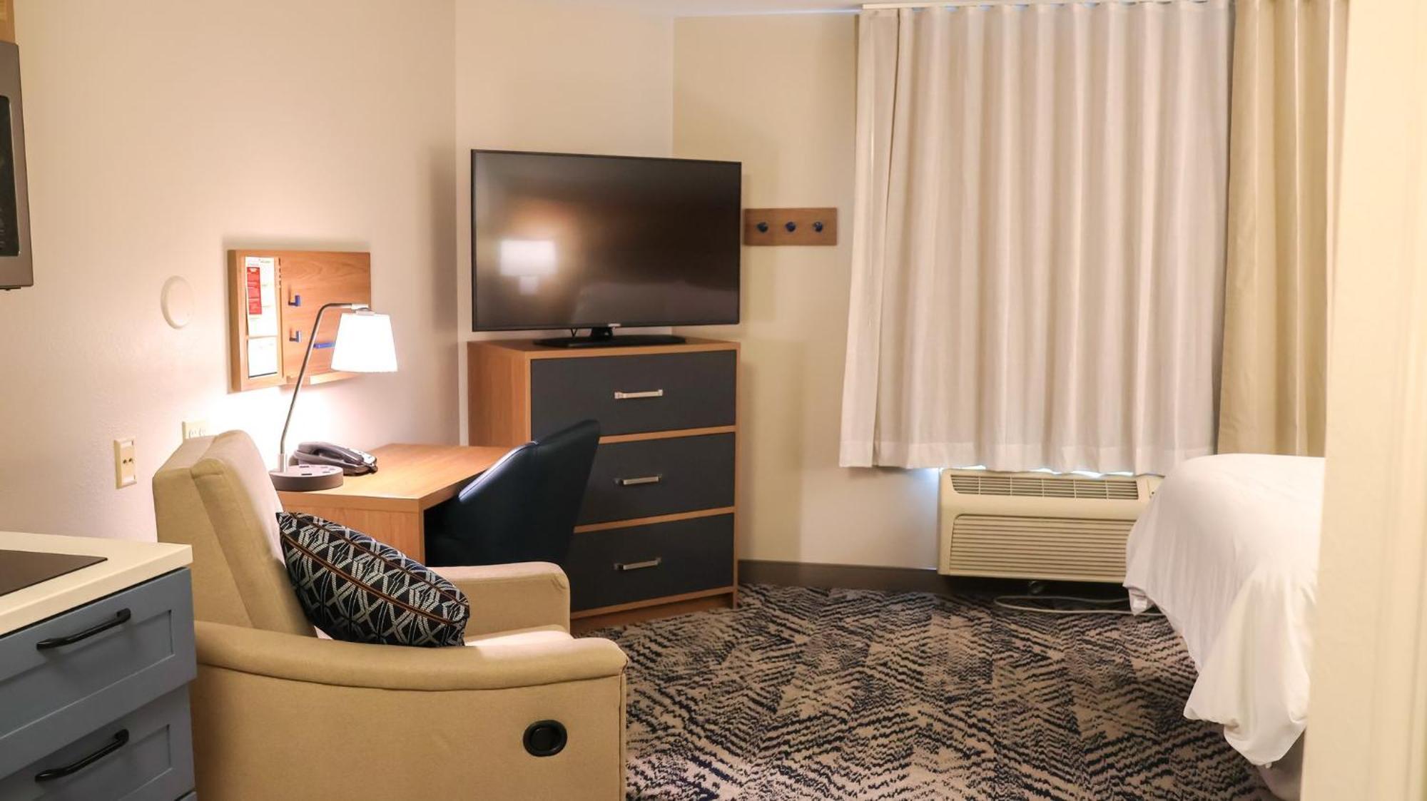 Candlewood Suites - Peoria At Grand Prairie By Ihg Exterior photo