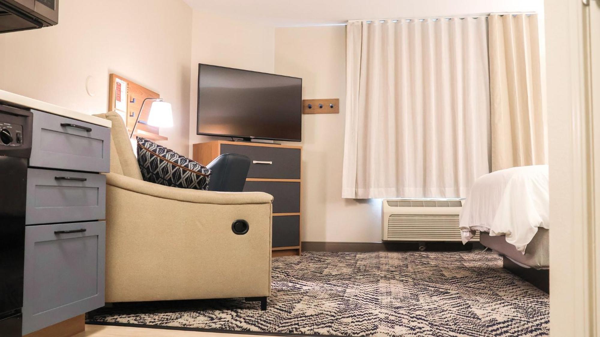 Candlewood Suites - Peoria At Grand Prairie By Ihg Exterior photo